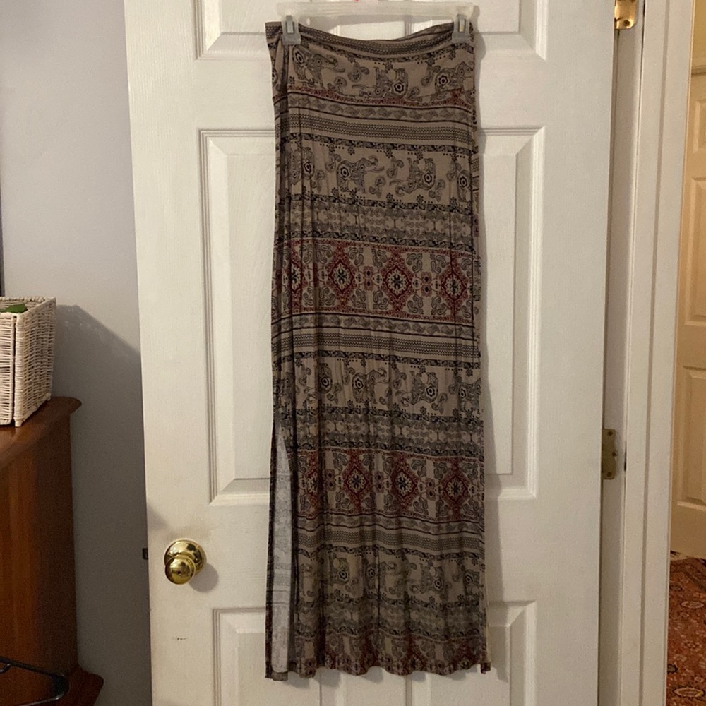 Rue 21 stretchy maxi skirt